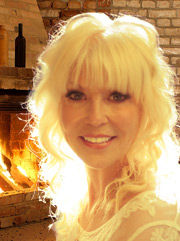 danielle fireplace lin